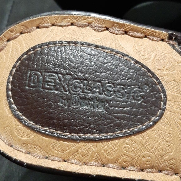 Shoes - Picture 2 of 6